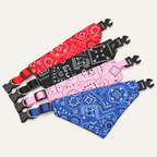 Adjustable Dog Bandana – detail view 2