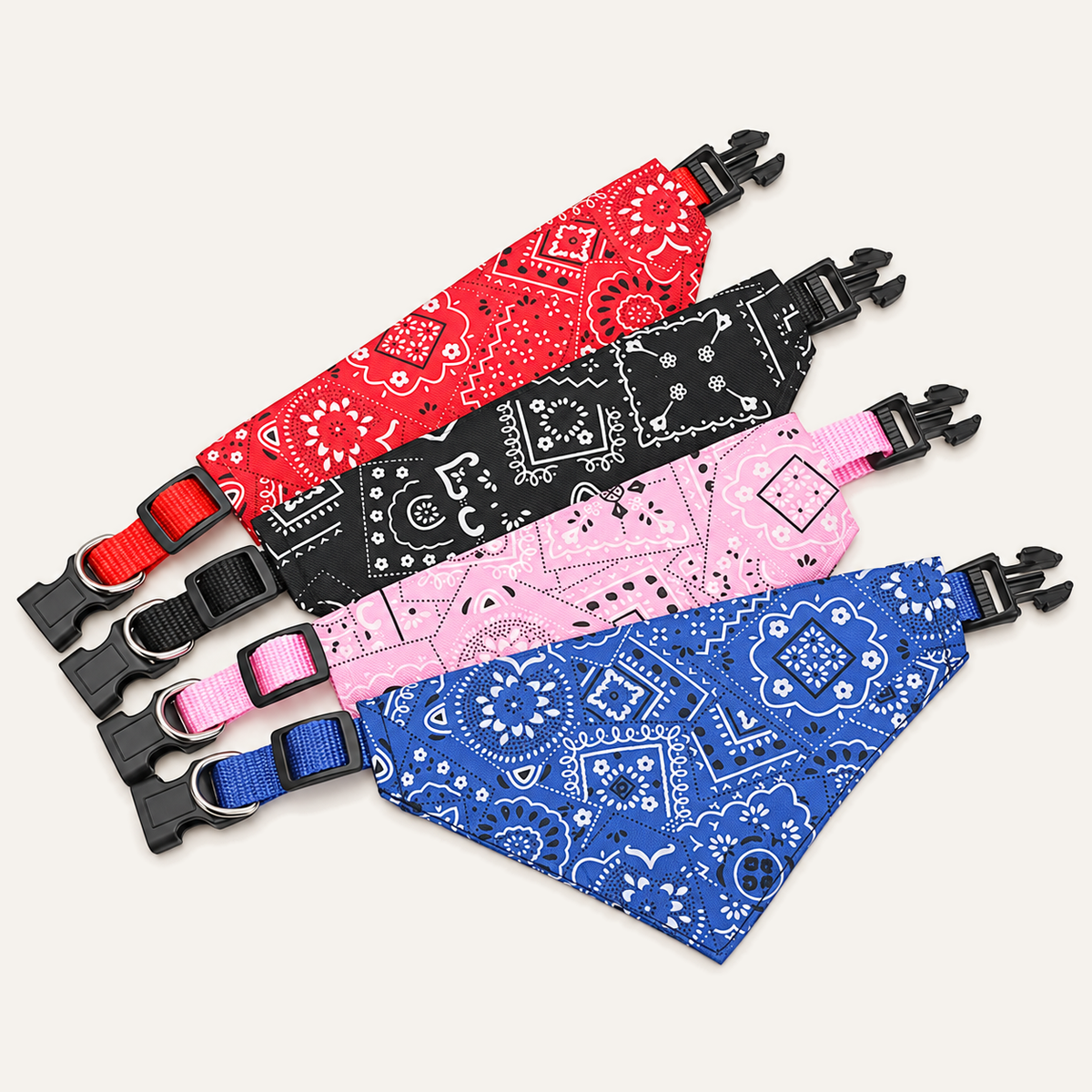 Adjustable Dog Bandana – detail view 2